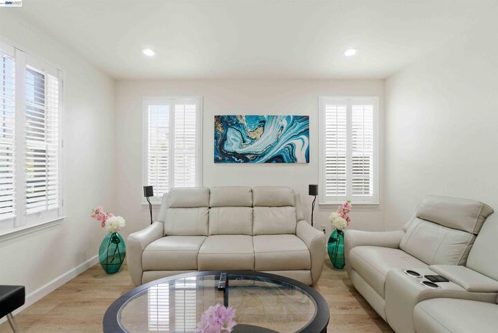 Property Photo:  7129 Cerro Crest Dr  CA 95138 