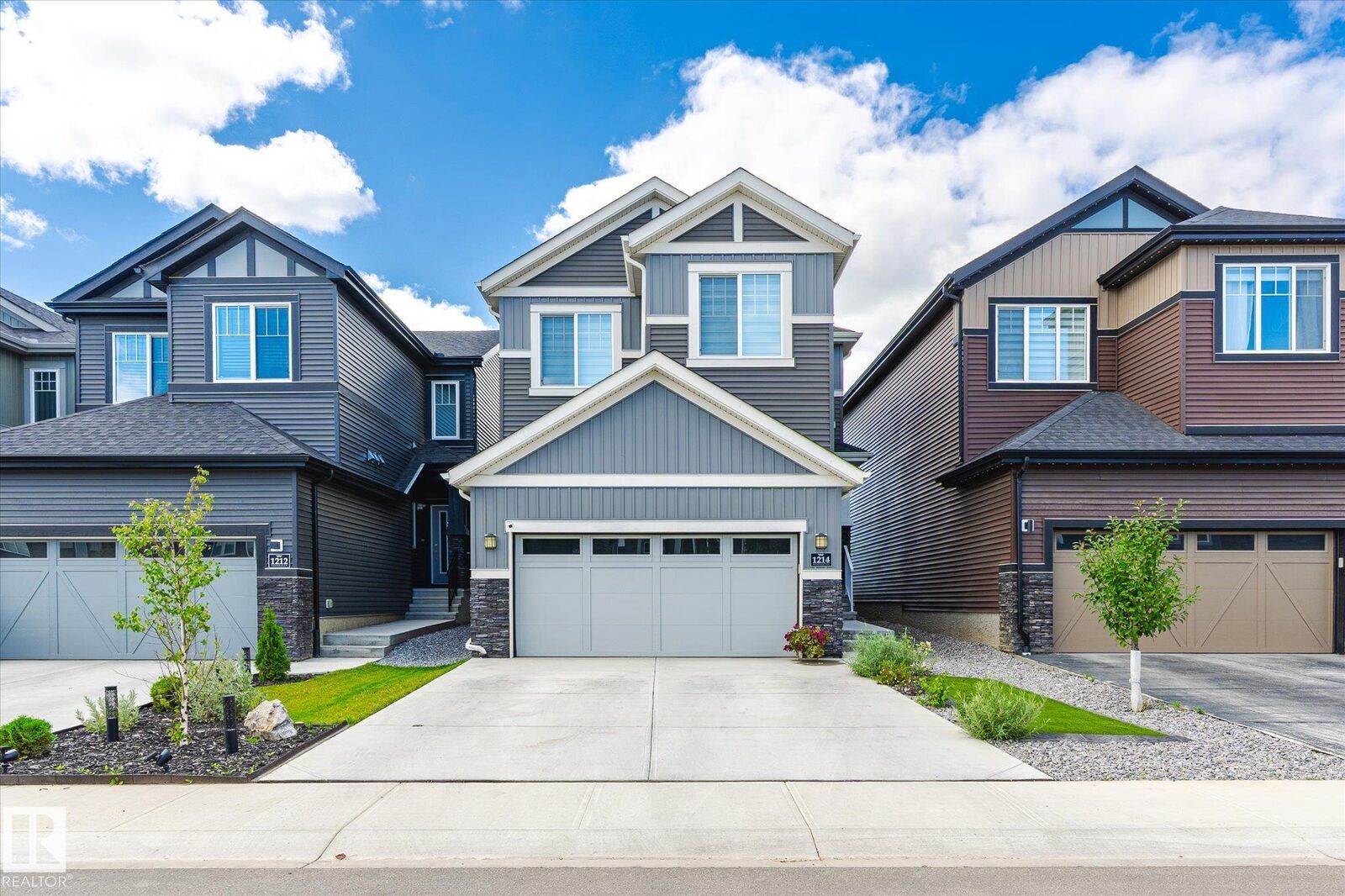 Property Photo:  1214 Eaton Lane NW  AB T6M 1M9 