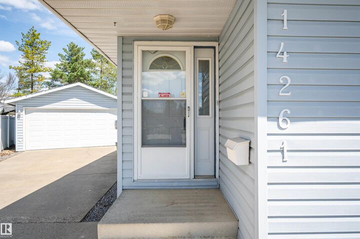 Property Photo:  14261 30 Street NW  AB T5Y 1M7 