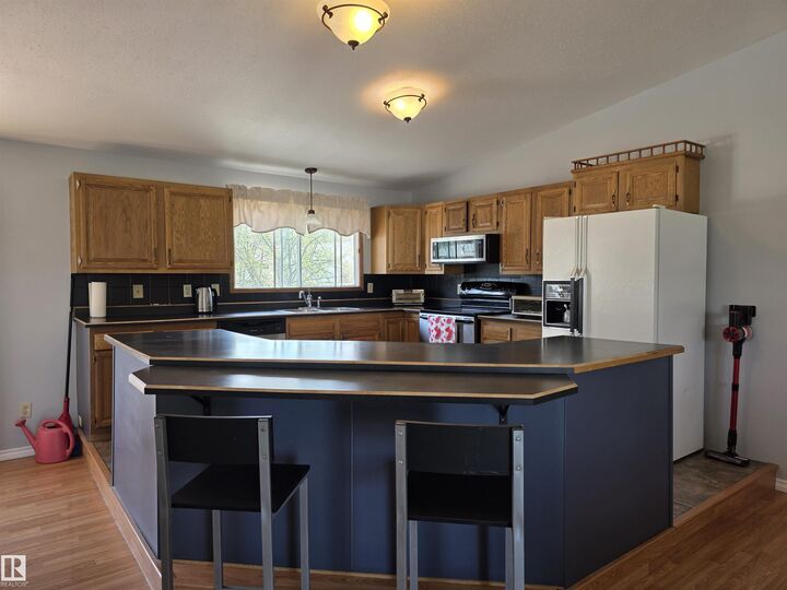 Property Photo: 4029 55 Avenue AB T7A 1B2