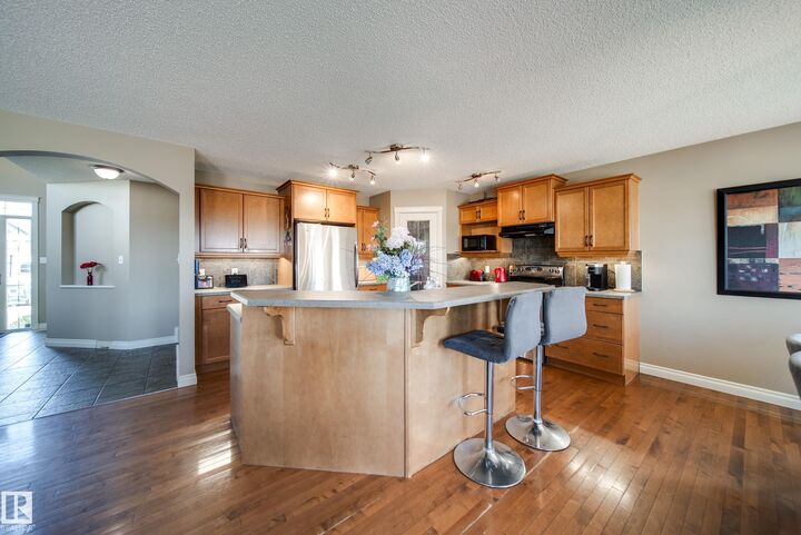 Property Photo: 12627 16 Avenue SW AB T6W 1R6