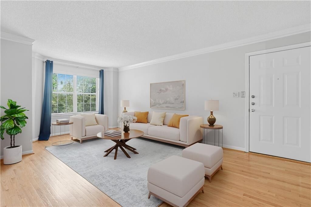 Property Photo:  2031 Chastain Park Court NE  GA 30342 