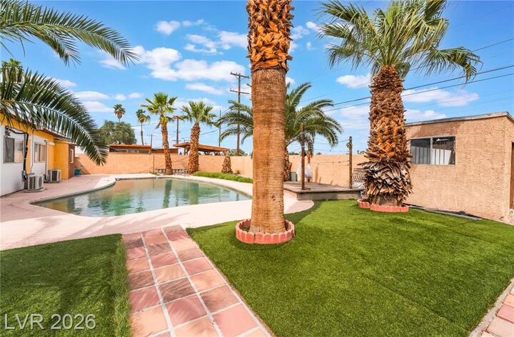 Property Photo:  1413 South 17th Street  NV 89104 