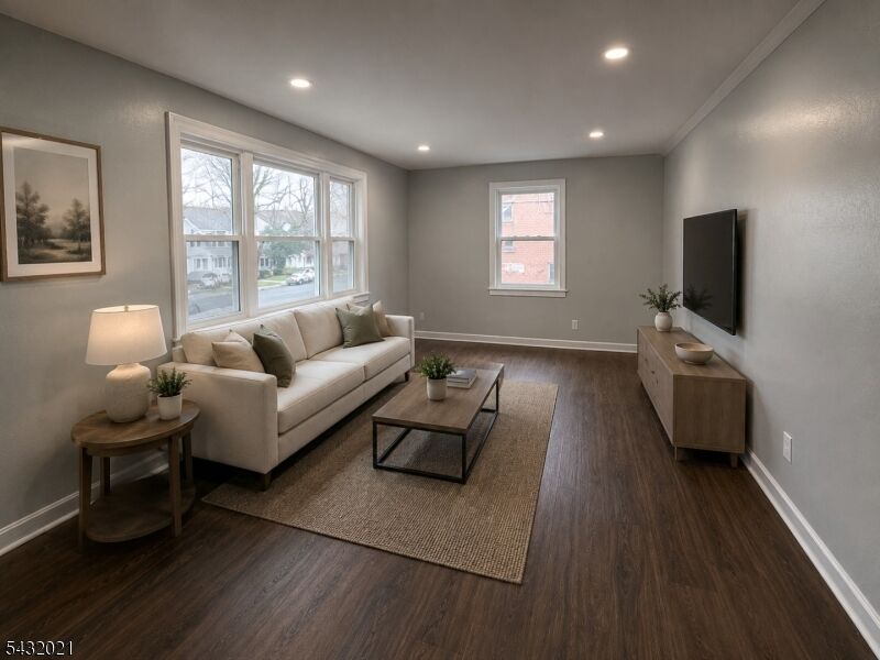 Property Photo:  168 Tuxedo Pkwy 1  NJ 07106 