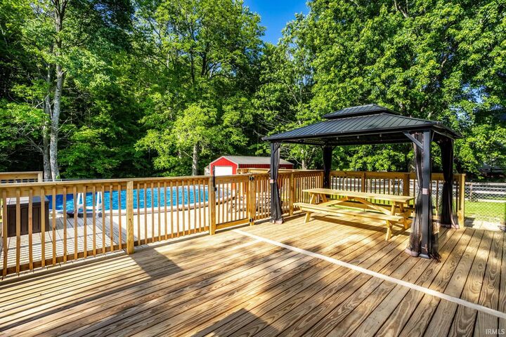 Property Photo: 866 E Meadowlands Drive IN 47429-1077