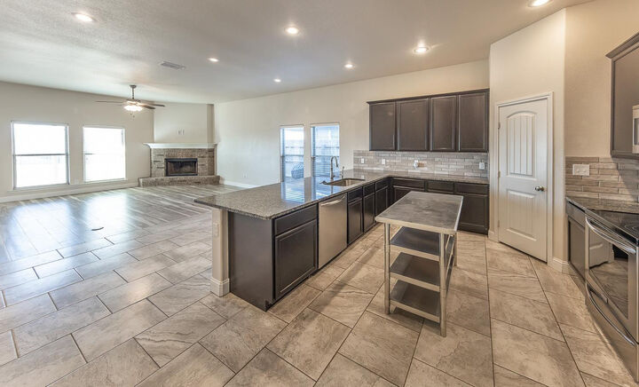 Property Photo:  7031 37th Street  TX 79407 