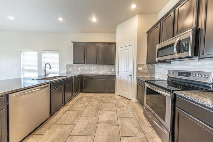 Property Photo:  7031 37th Street  TX 79407 