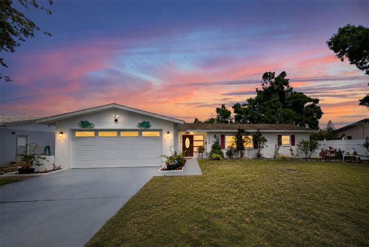 Property Photo: 6212 20th Street S FL 33712