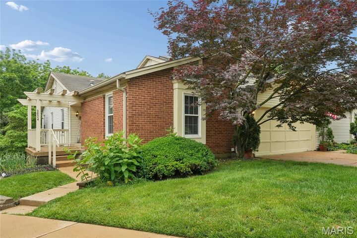 Property Photo:  3024 Autumn Lakes Court  MO 63043 