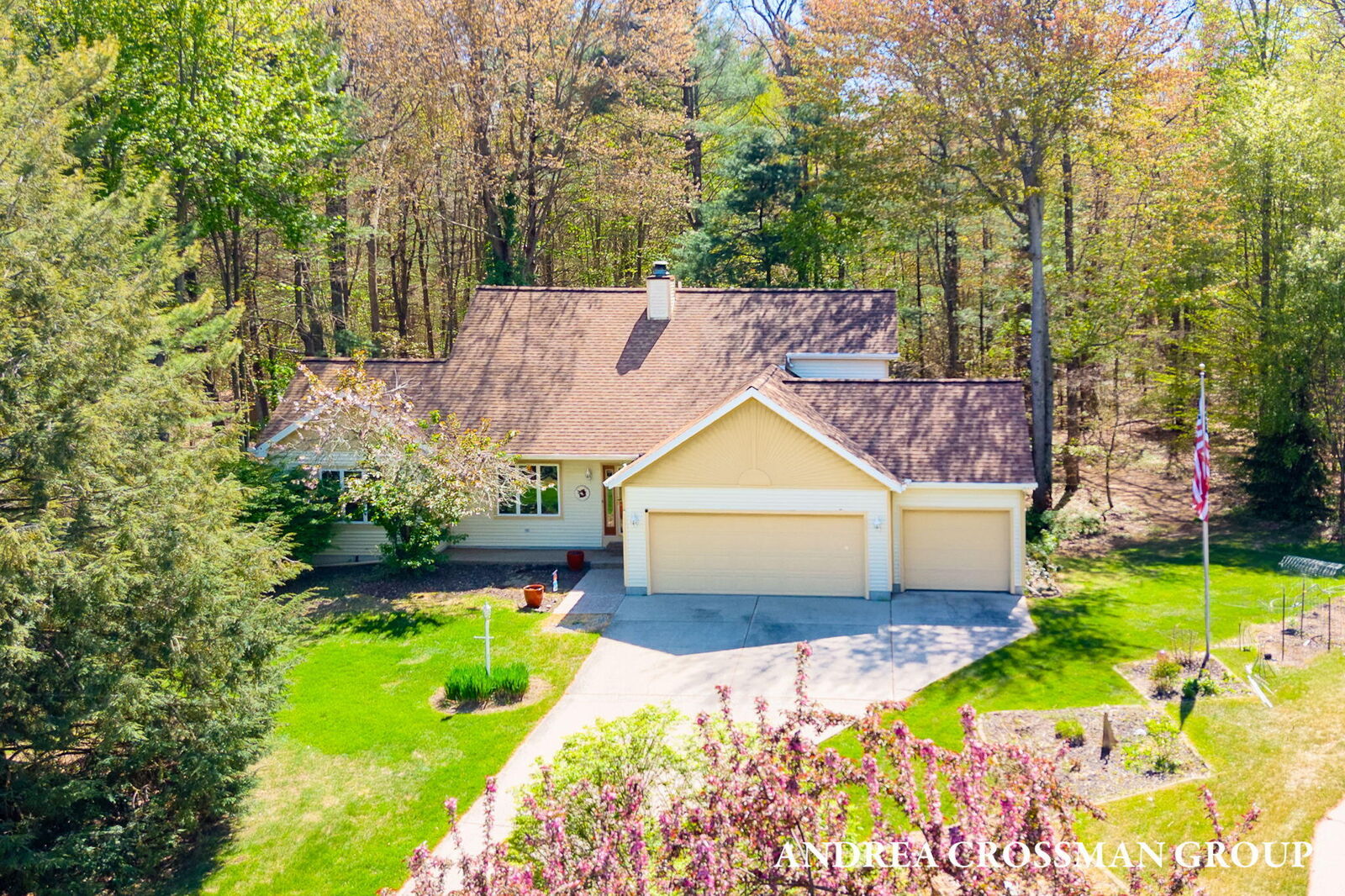 Property Photo:  17239 Quail Creek Drive  MI 49456 