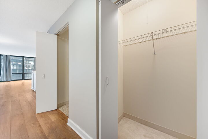 Property Photo:  2 E Erie Street 1804  IL 60611 