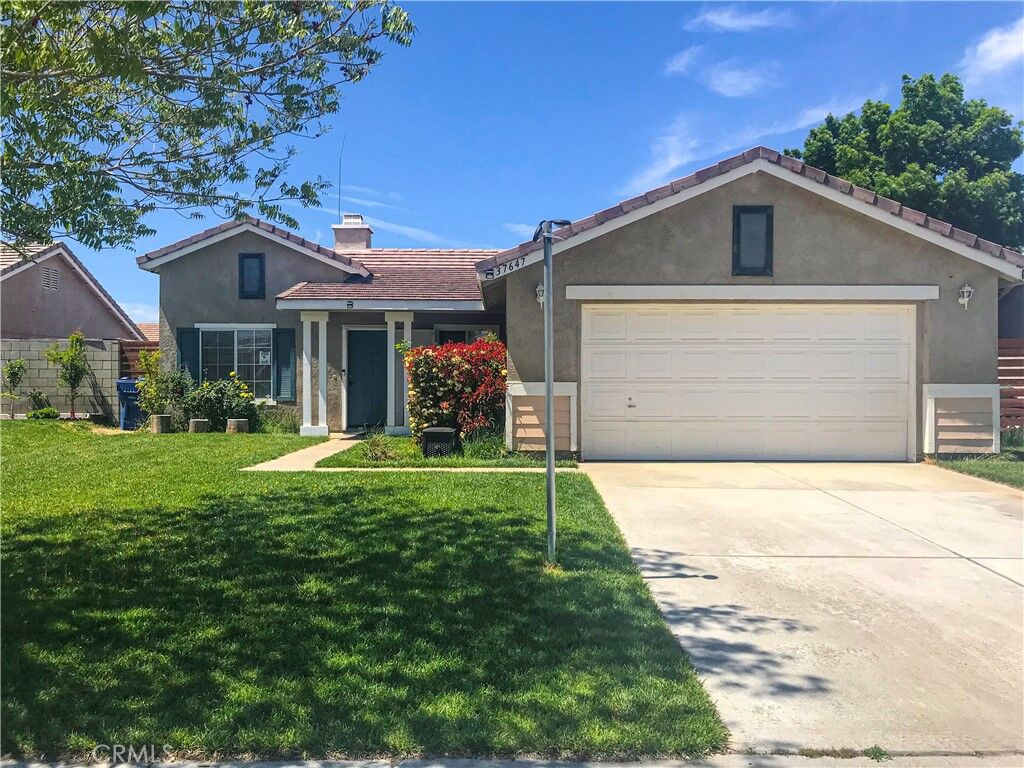 Property Photo:  37647 Hammer  CA 93552 