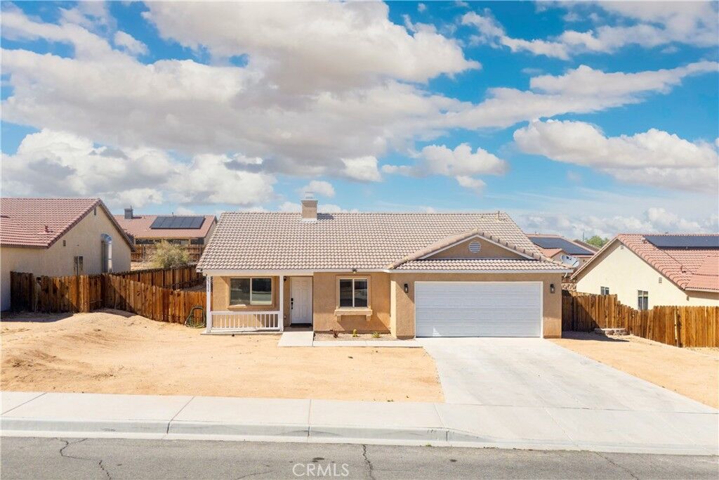 Property Photo:  71654 Sun Valley  CA 92277 