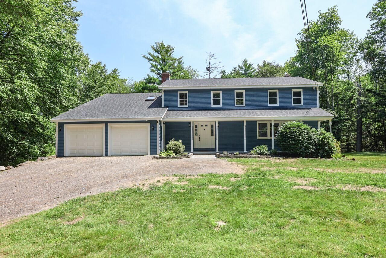 Property Photo: 16 Buttonwood Drive ME 03901