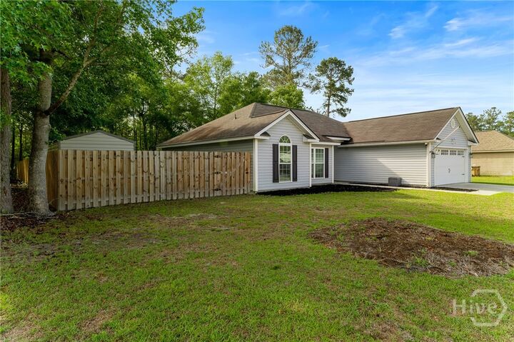 Property Photo:  40 Abigail Circle  GA 31308 