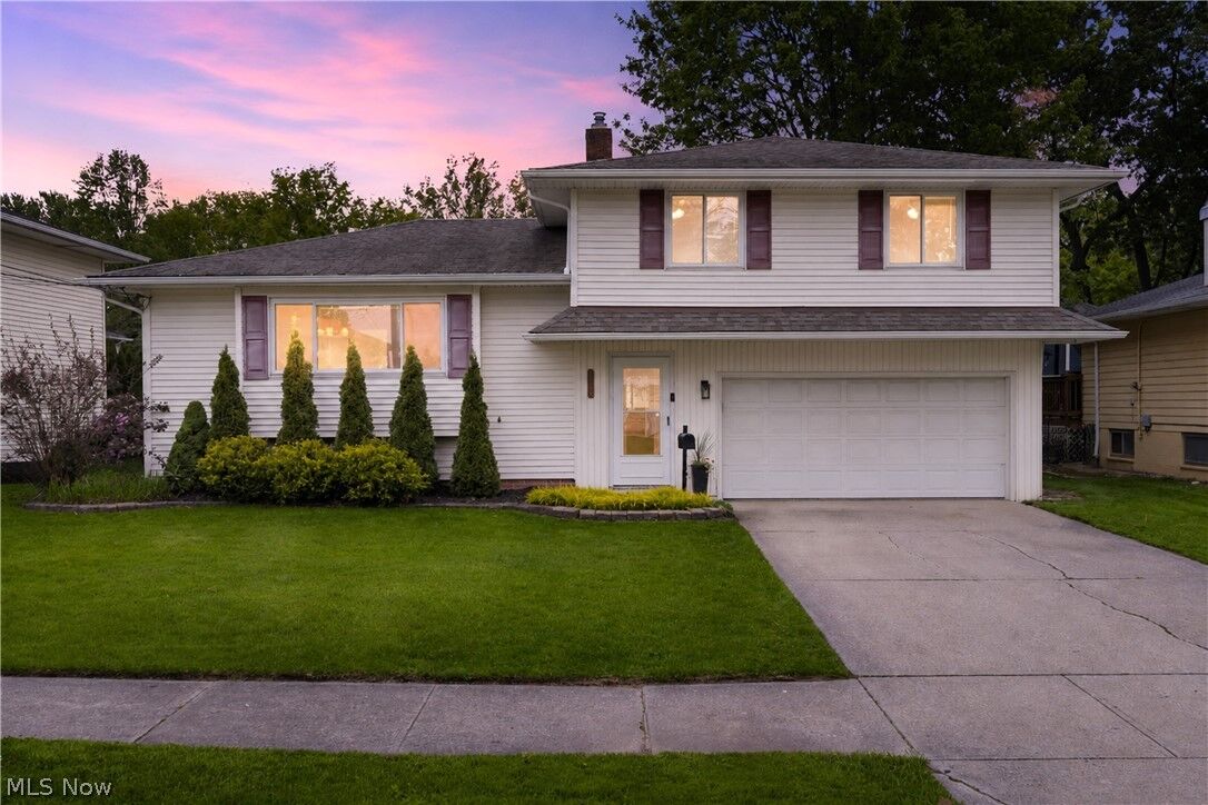 Property Photo:  13665 Starlite Drive  OH 44142 