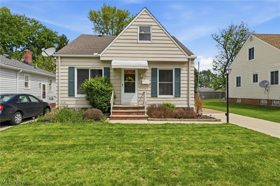 Property Photo:  9210 Fernhill Avenue  OH 44129 