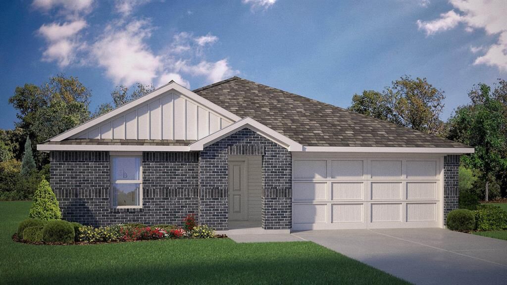 Property Photo:  156 Pinehurst Drive  TX 76023 