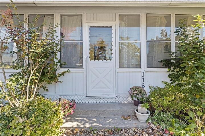 Property Photo:  118 Lincoln Road E  ON L0S 1B0 