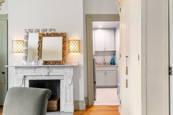 Property Photo: 274 Clarendon 7 MA 02116