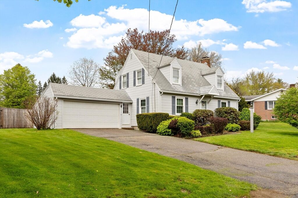 Property Photo:  5 Fenno Dr  MA 01473 