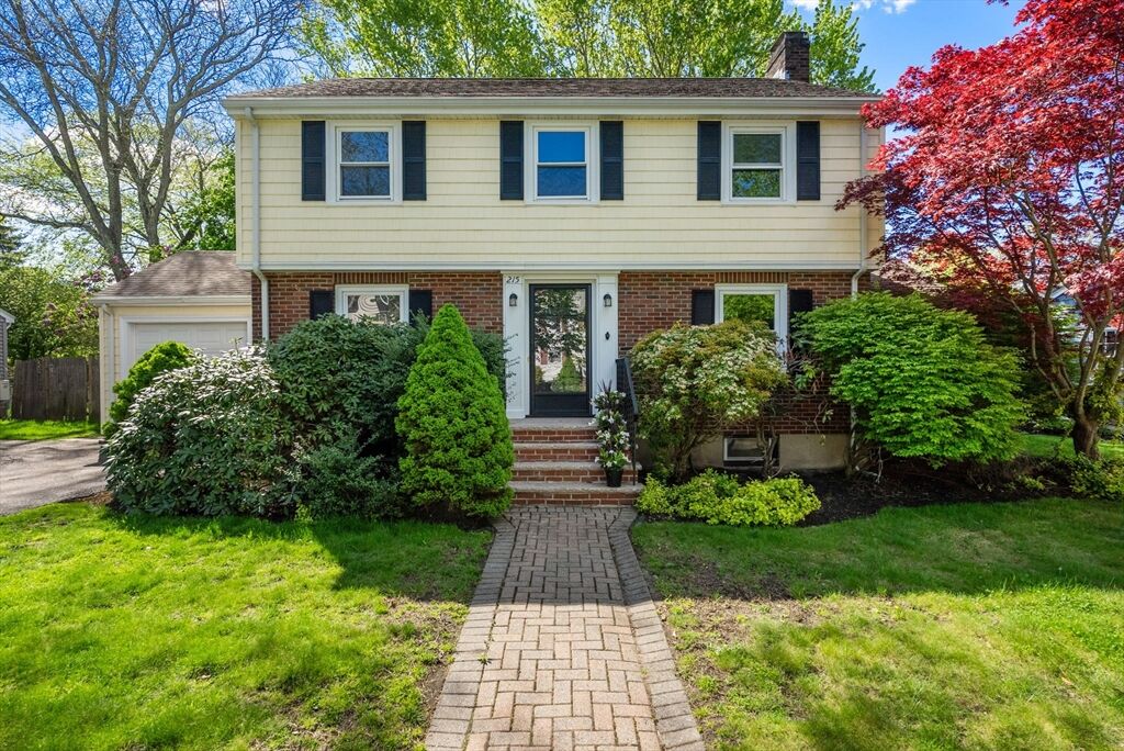 Property Photo:  215 Cross St  MA 02478 