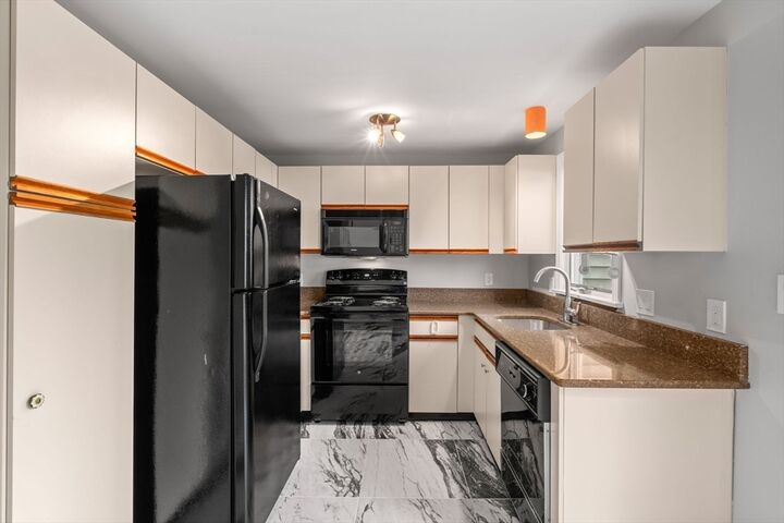 Property Photo: 85 Victoria Heights 85 MA 02136
