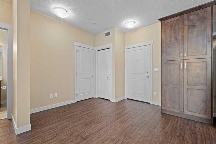 Property Photo:  522 Cranford Drive SE 5308  AB T2M 2L7 