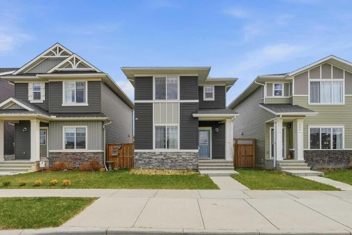 Property Photo: 328 Bayview Street SW AB T4B 5G3