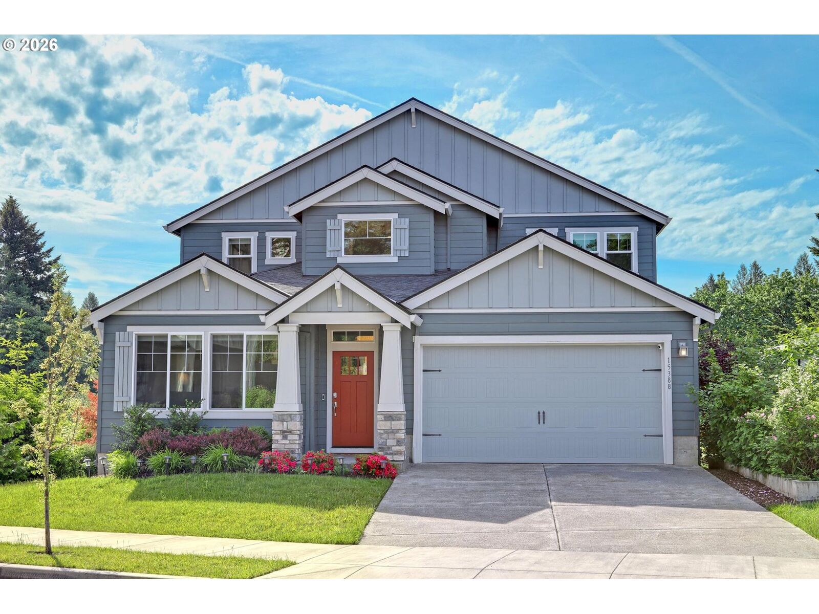 Property Photo:  15388 SE Hawthorne Meadows St  OR 97236 