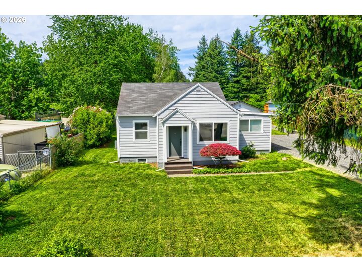 Property Photo:  2821 SE 115th Ave  OR 97266 