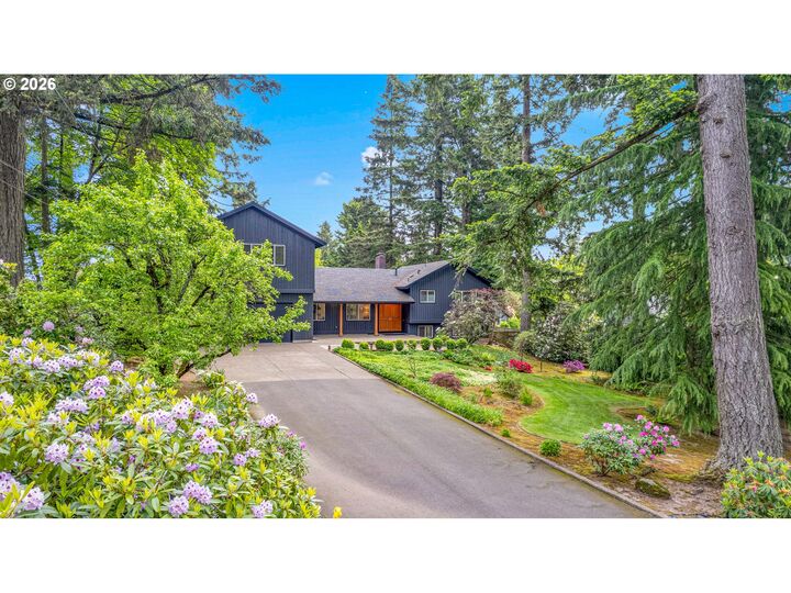 Property Photo:  785 Marylhurst Dr  OR 97068 