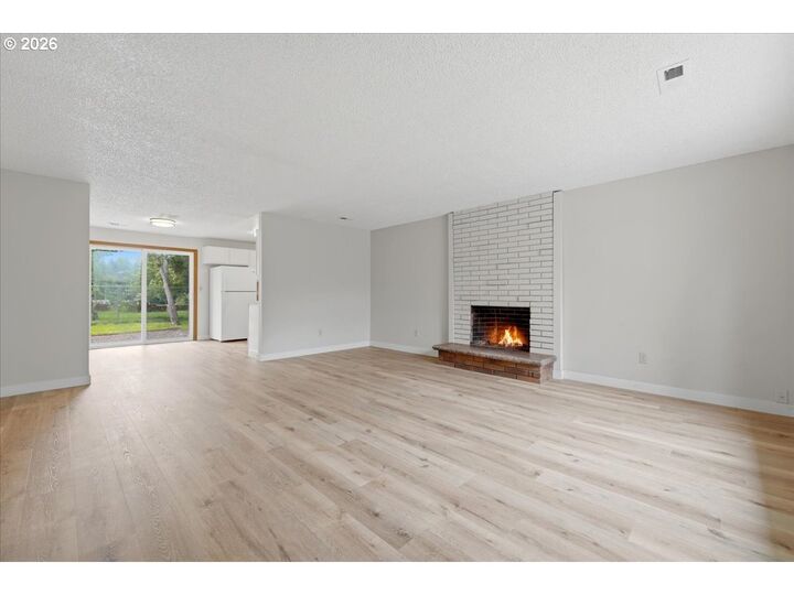 Property Photo:  4985 SW 192nd Ave  OR 97078 