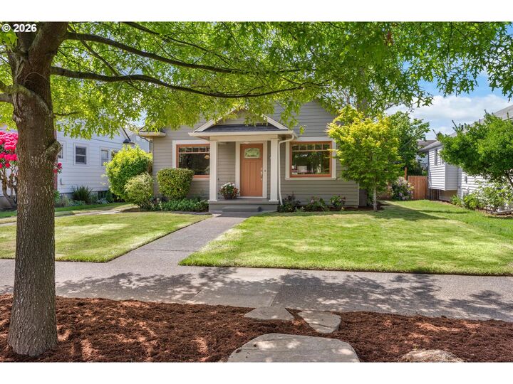 Property Photo:  3035 NE 47th Ave  OR 97213 