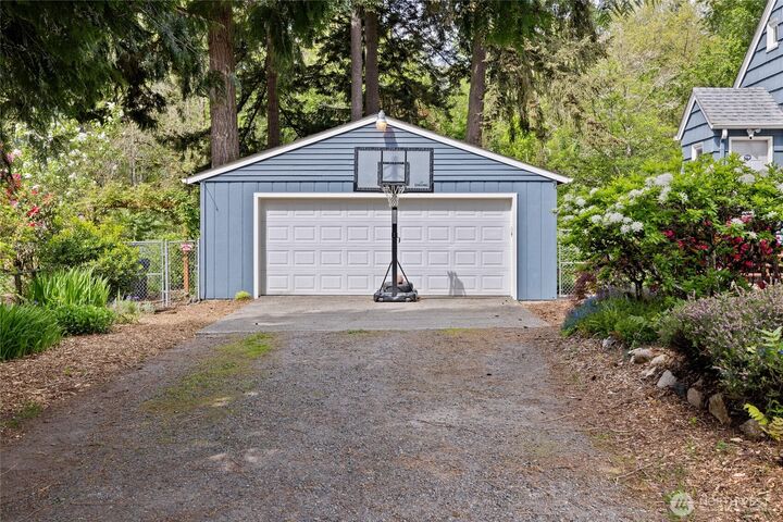 Property Photo:  9726  F Street E  WA 98445 