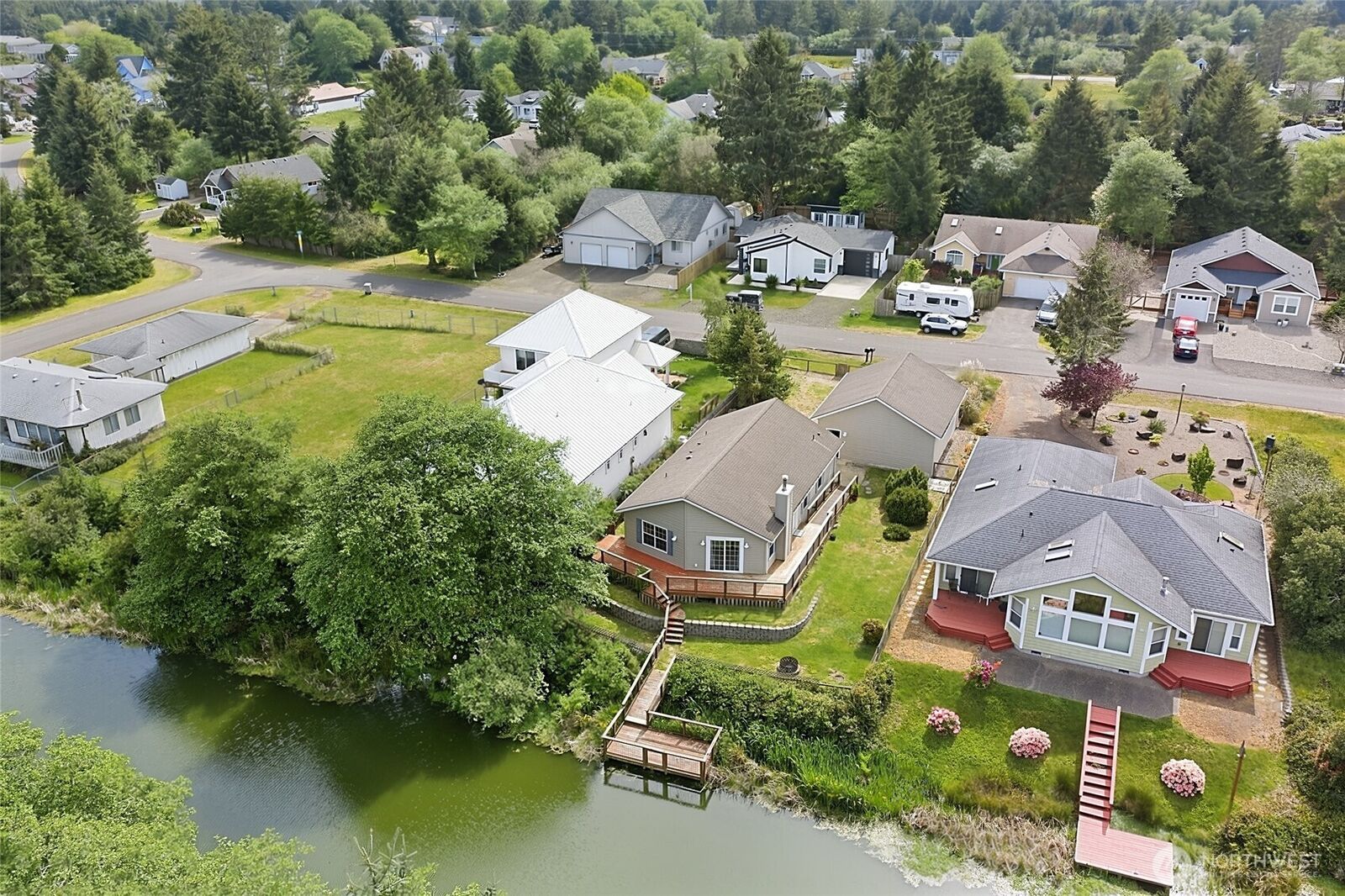 Property Photo:  792  Island Circle SE  WA 98569 