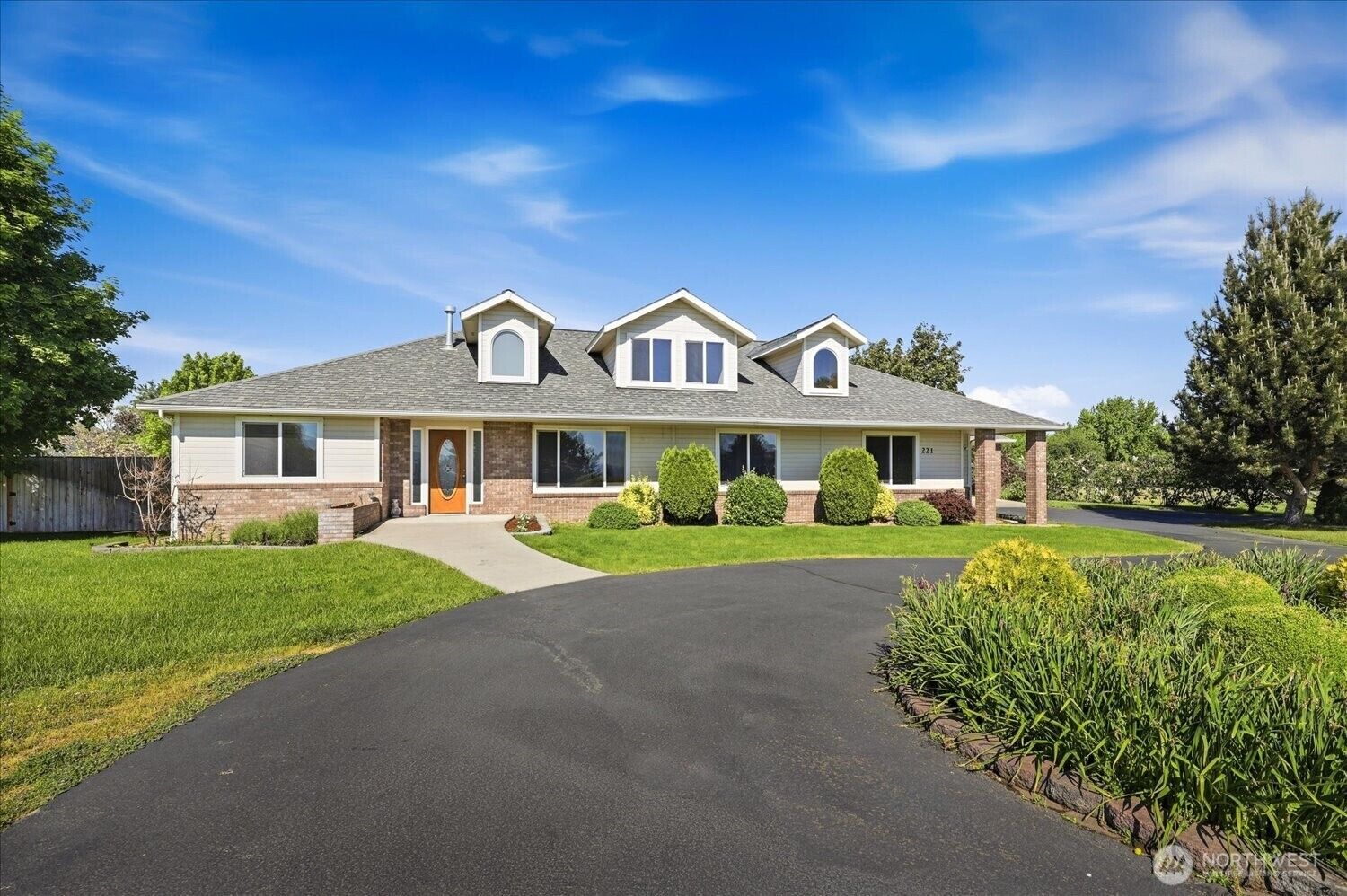Property Photo:  221  Shane Porter Road  WA 99362 