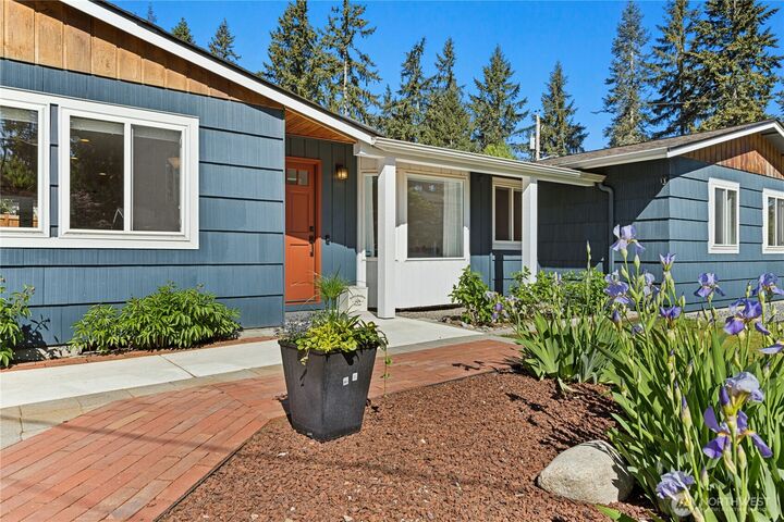 Property Photo:  2011  145th Avenue SE  WA 98007 