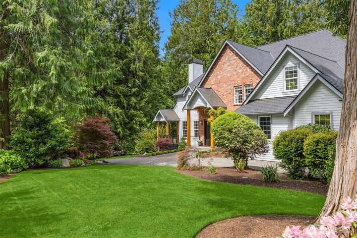 Property Photo:  13264  Teem Loop Road NE  WA 98110 
