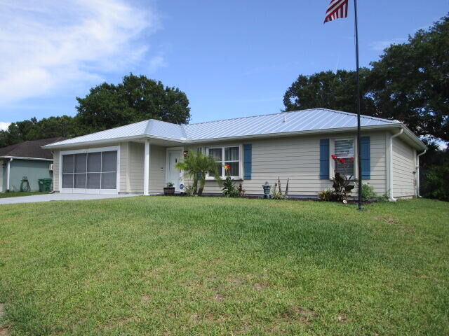 Property Photo: 732 Bayfront Terrace FL 32958