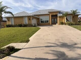 Property Photo: 5451 NW Empress Circle FL 34983
