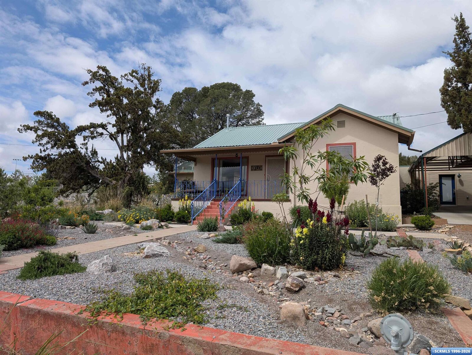 Property Photo:  1409 N Mississippi Street  NM 88061 