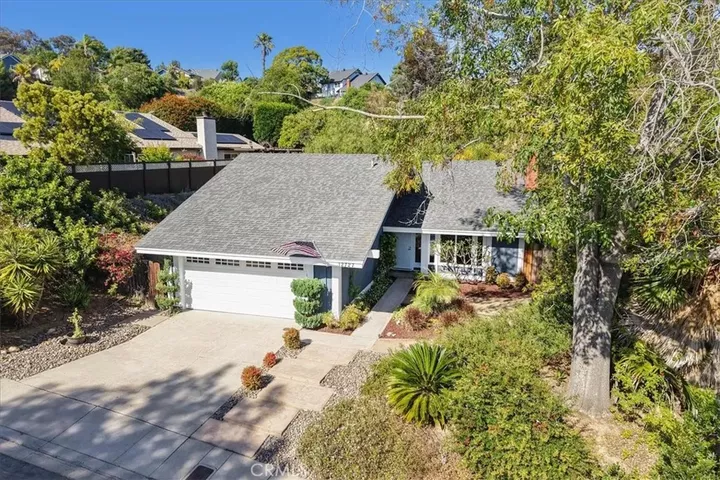 Property Photo: 12727 Benavente CA 92129