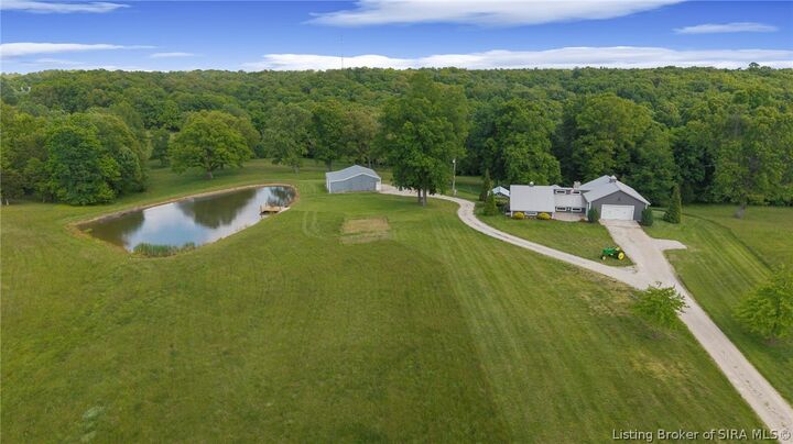 Property Photo: 6146 E Scotts Hill Road IN 47137