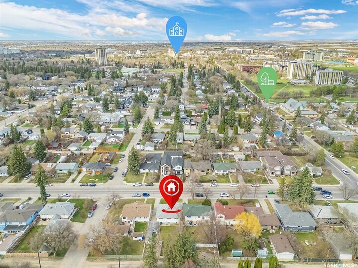 Property Photo:  1406 12th Street E  SK S7H 0E8 