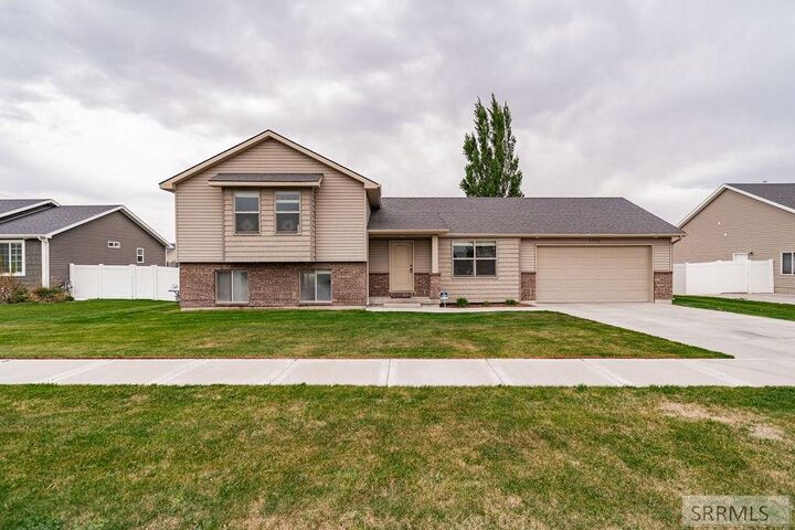 Property Photo:  3750 Ridgeland Drive  ID 83401 