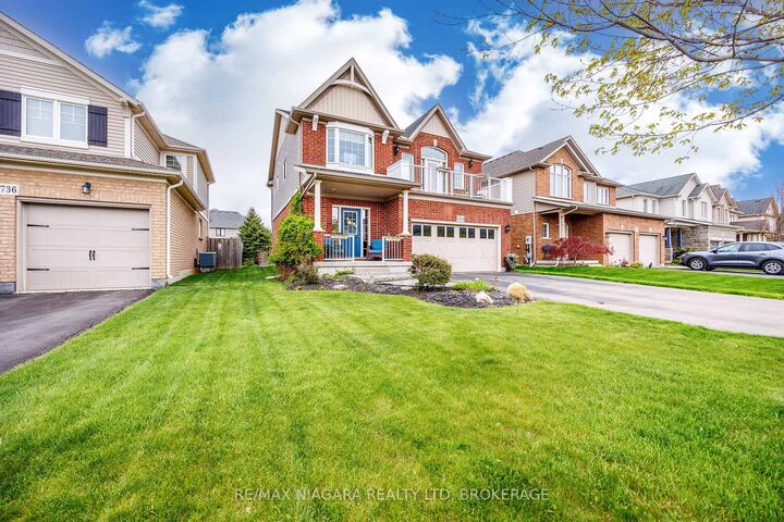 Property Photo: 5744 Jake Crescent ON L2H 1S7