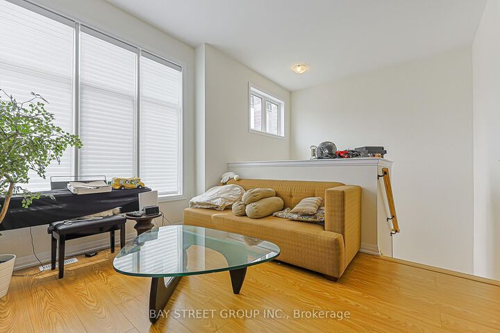 Property Photo: 44 Seine Lane ON L4S 0P9