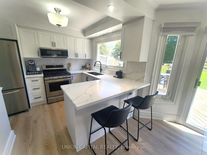 37 Carmody Lane — photo 1