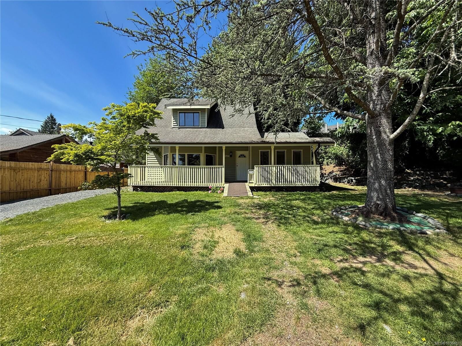 Property Photo: 2714 Vallejo Rd BC V9W 4W7
